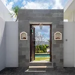 The Lange Estate