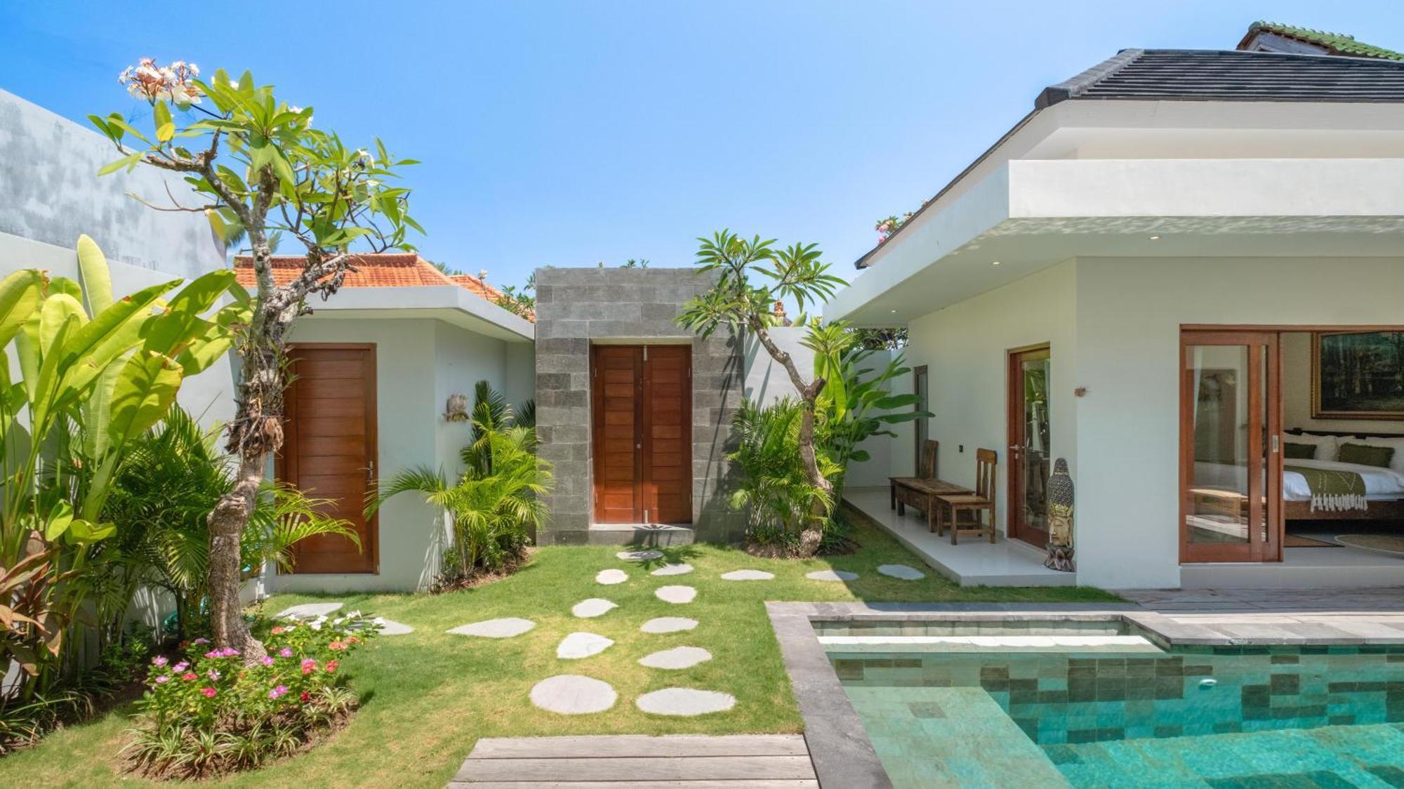 The Lange Estate Villa *